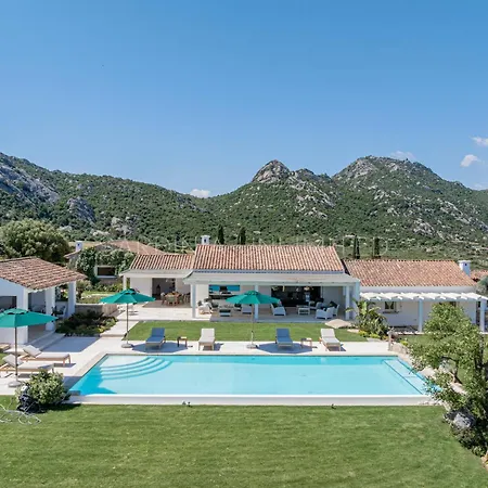 Il Golfo Di Marinella Villa